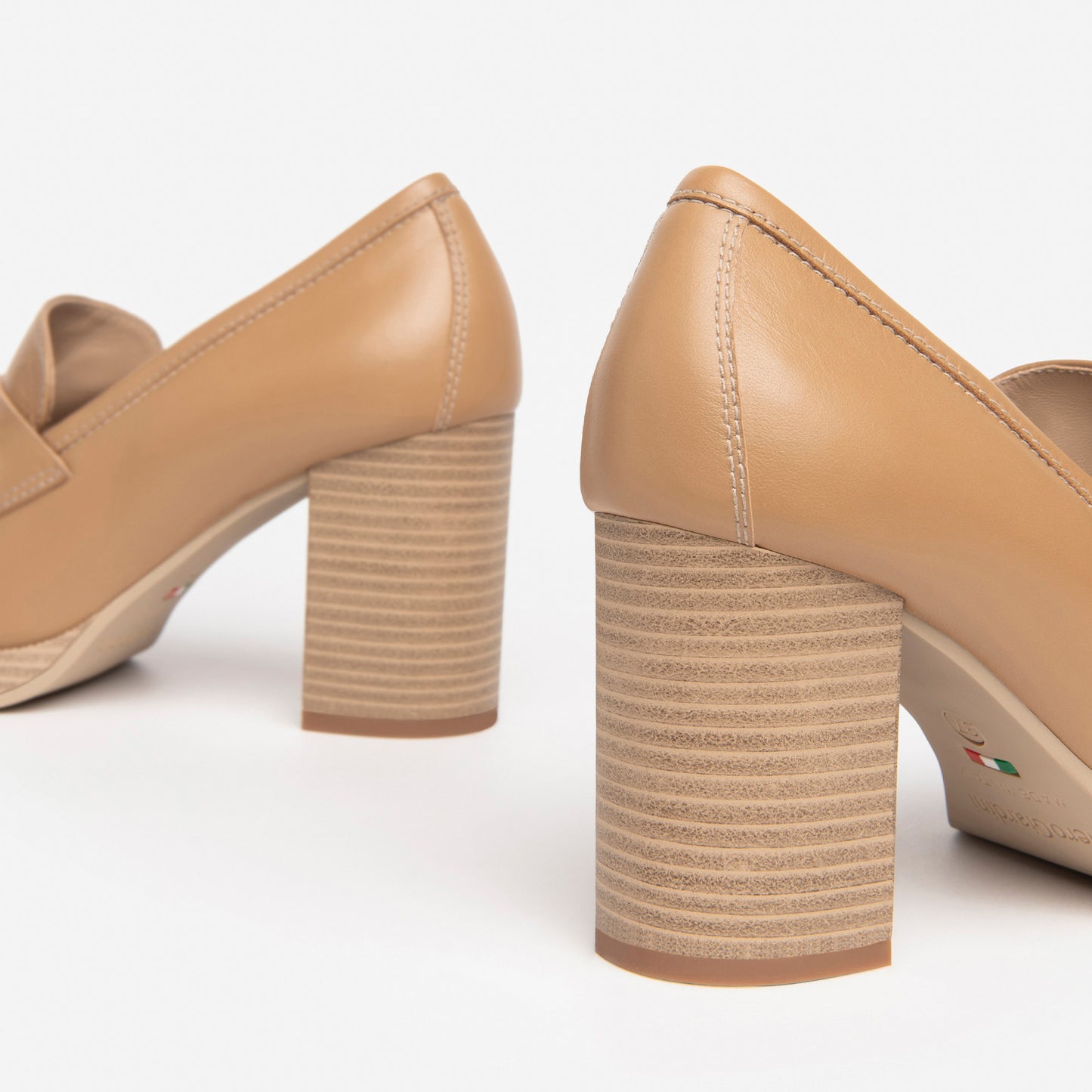 Mocassins Ambrosia Camel