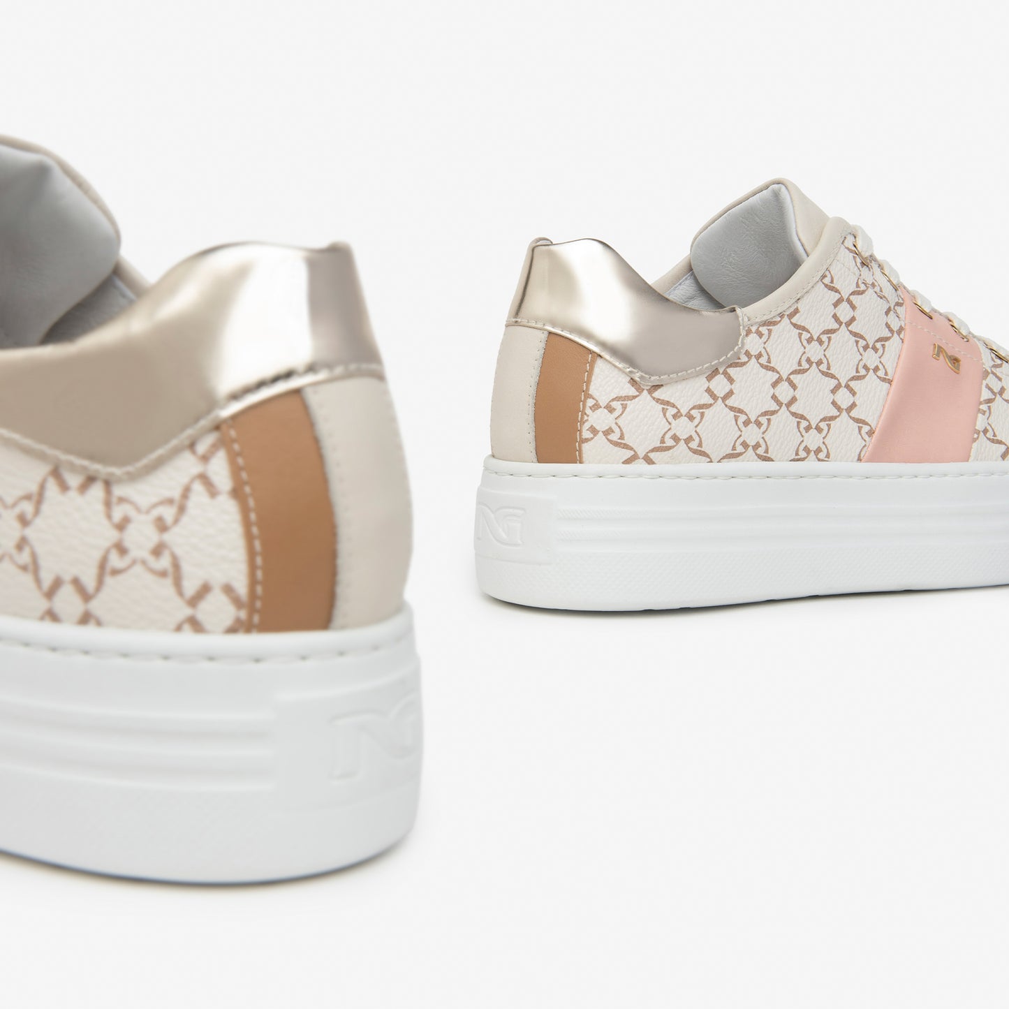 Baskets Andréa Beiges