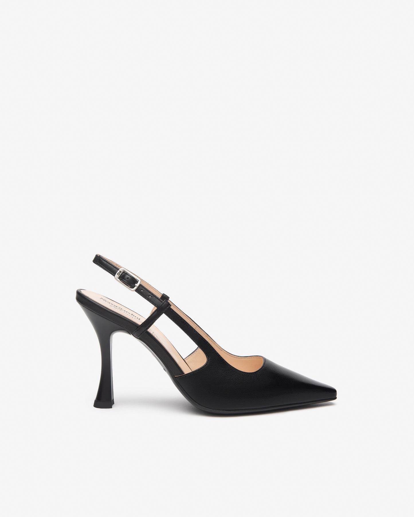 Black Roble Pumps