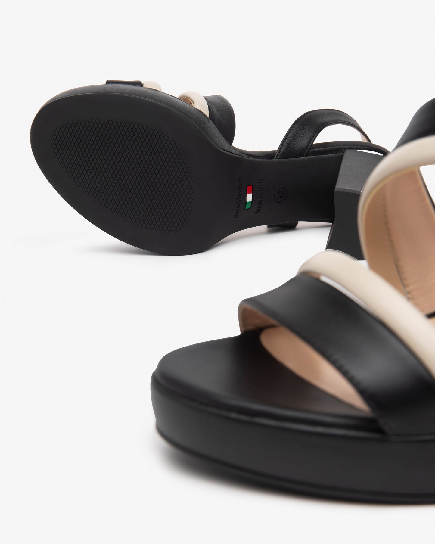 Sandales Lagos Noires