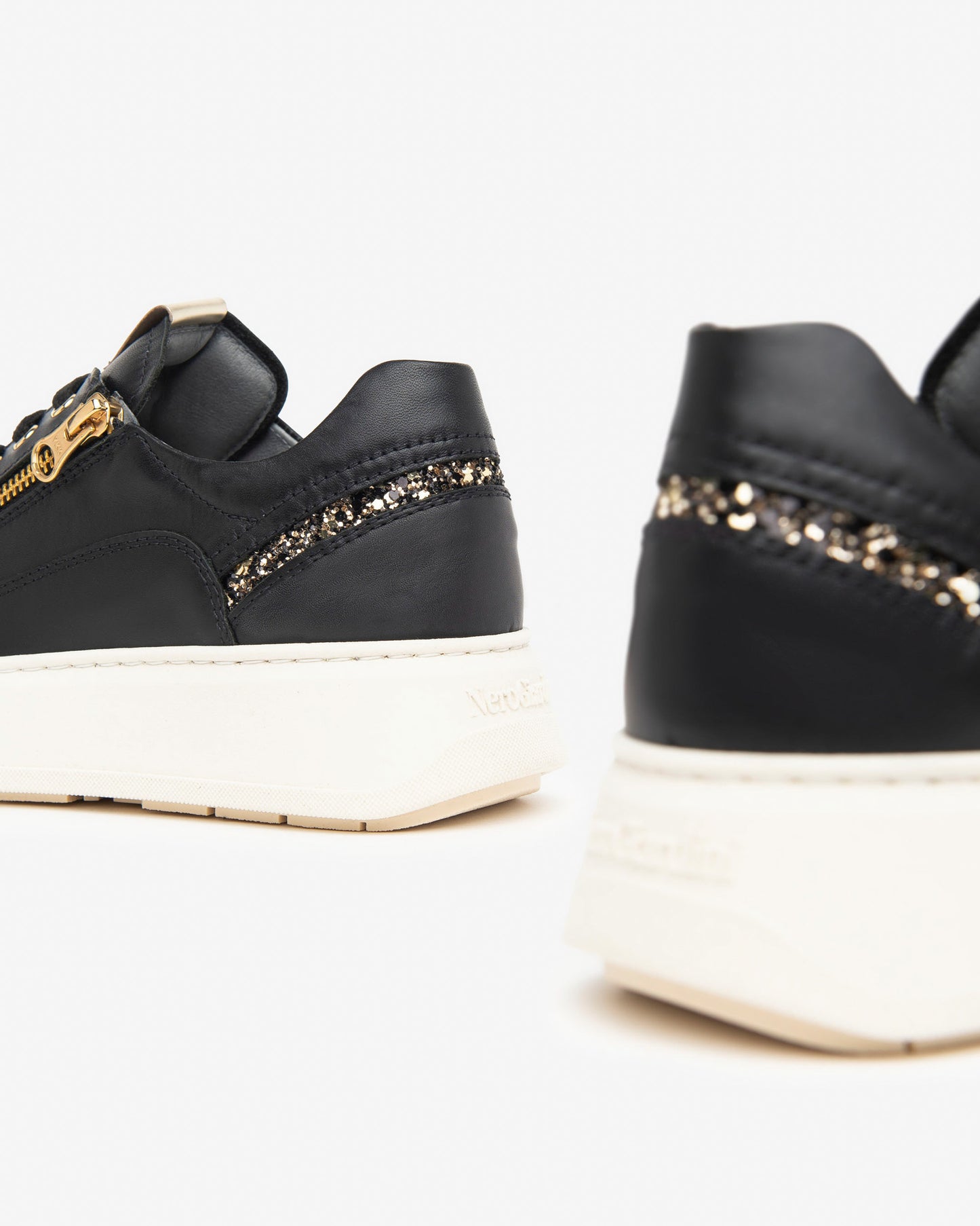 Baskets Domestica Noires