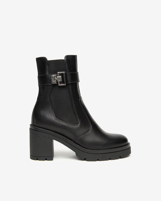Boots Egedal Noirs article 514790 Chaussures femmes Marque NeroGiardini Italie Cuir Nouvelle collection automne hiver 2025 Magasins France