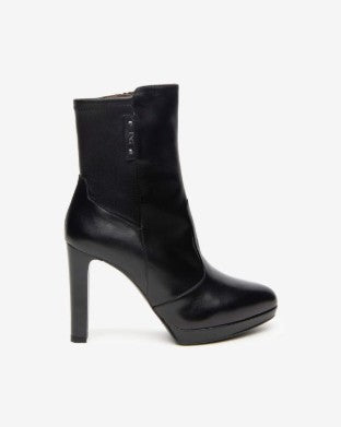 Black Carreric Boots