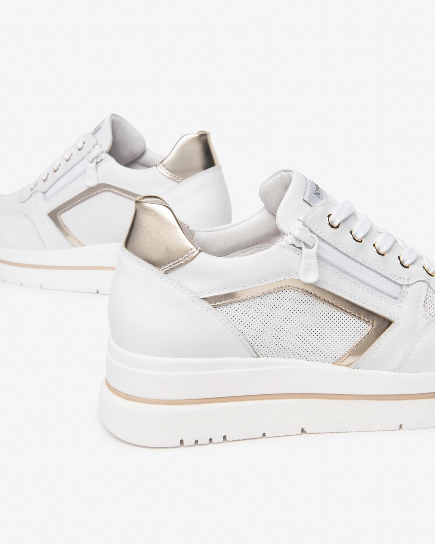 Sneakers Prevesa Bianche