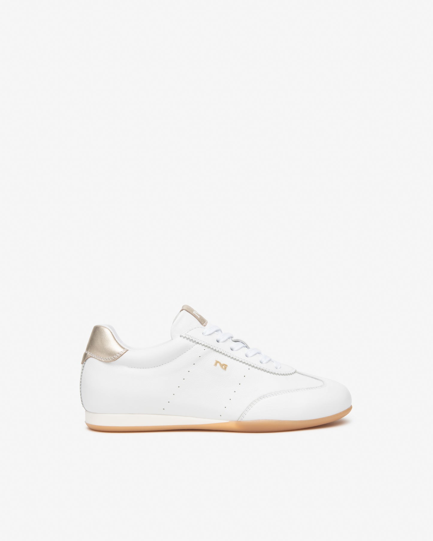 Baskets Bendigo Blanches Nouvelle collection Printemps Été 2026 marque NeroGiardini chaussures femme baskets tendance cuir qualité fabrication italienne confort premium style chic mode élégance contemporaine haut de gamme
