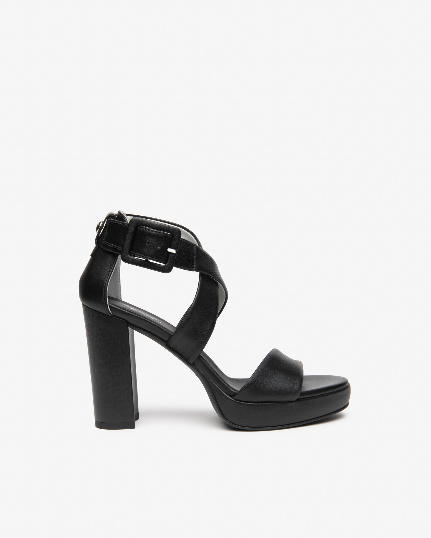 Sandales Brian Noires article 615800 Nouvelle collection printemps été 2026 Magasins chaussures France marque NeroGiardini Cuir Italien Qualité