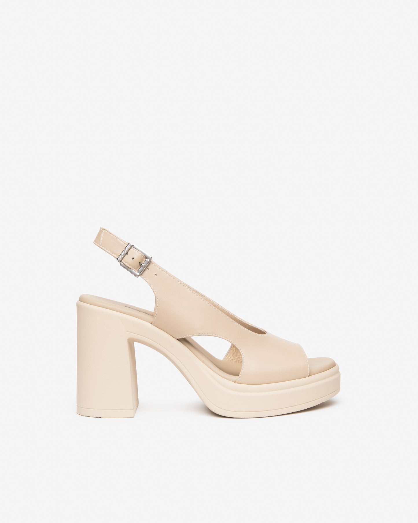 Sandales Enila Beiges Article 616082 Nouvelle collection printemps été 2026 Magasins chaussures France marque NeroGiardini Cuir Italien Qualité
