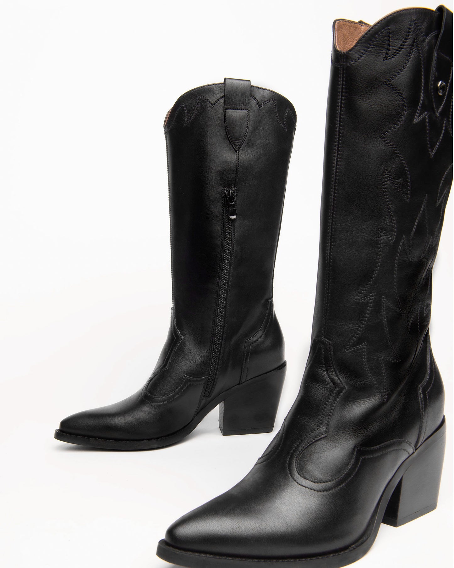 Bottes Eriobotrya Noires