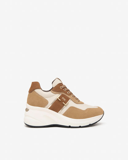 Morus Camel Sneakers