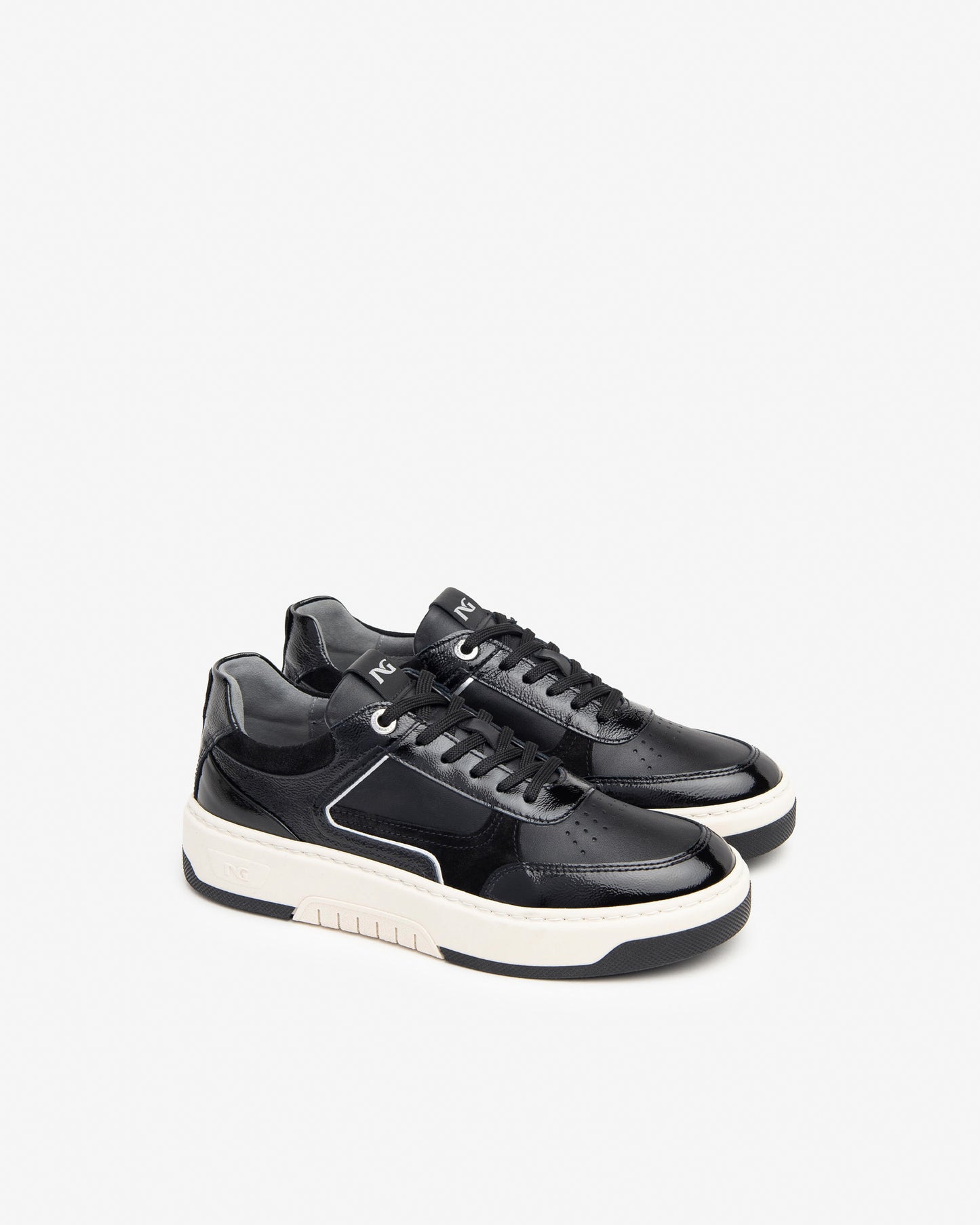 Black Juglans Sneakers