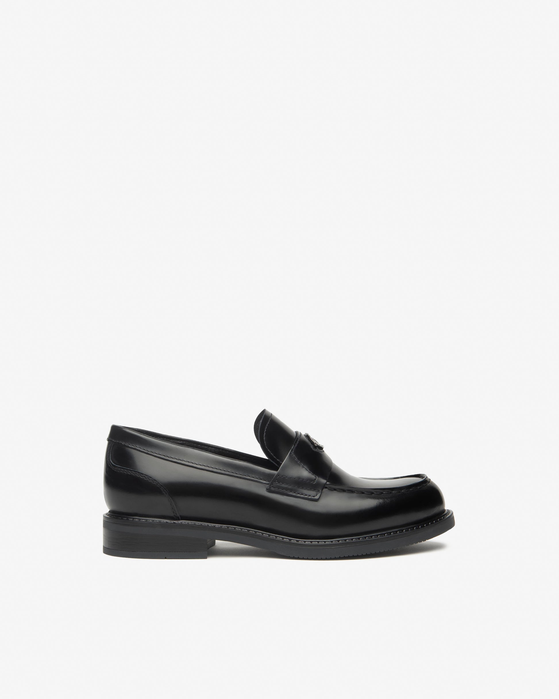 Mocassins Hillerod Noirs article 513960 Chaussures femmes Marque NeroGiardini Italie Cuir Nouvelle collection automne hiver 2025 Magasins France