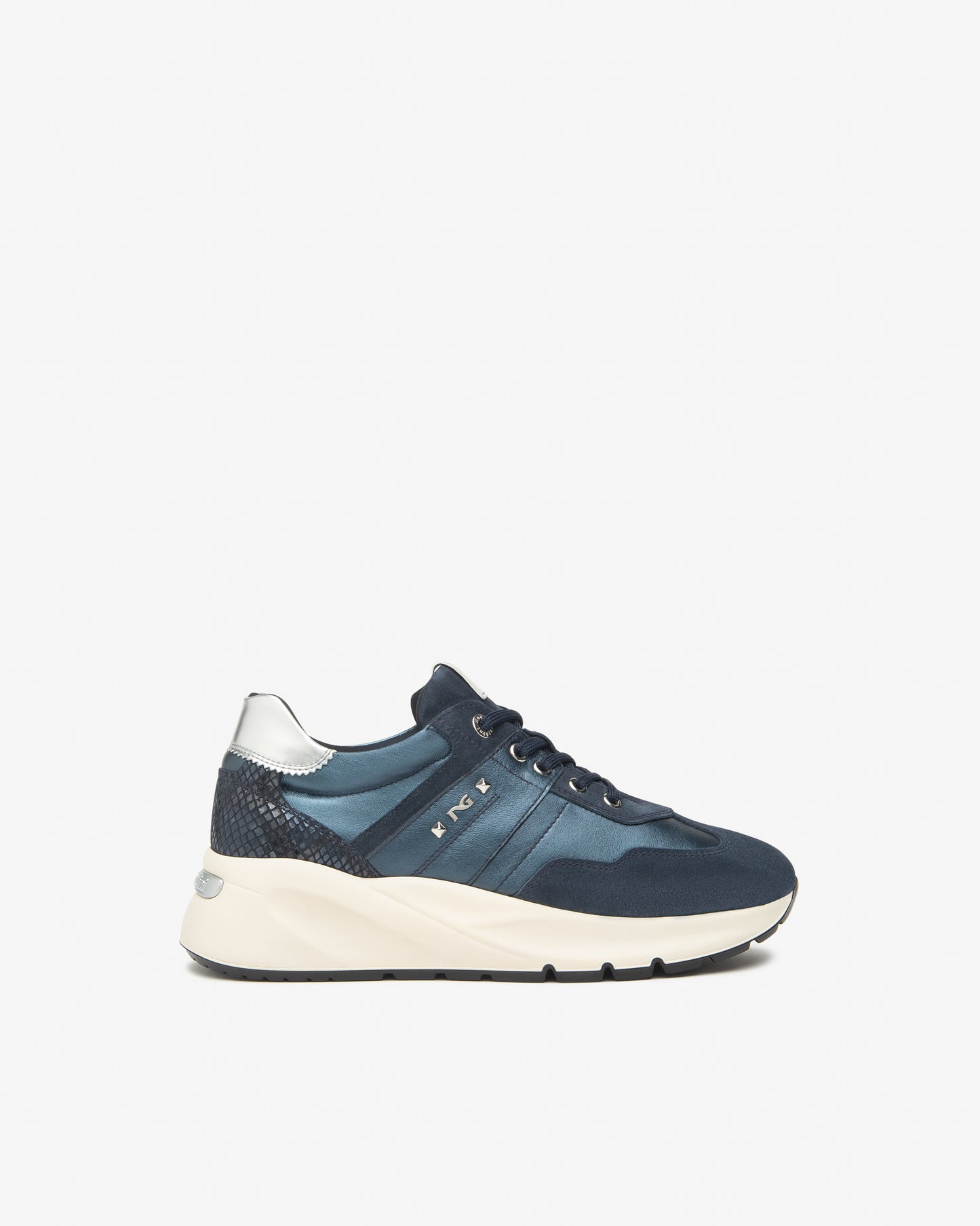 Baskets Tastrup Bleues article 514065 Chaussures femmes Marque NeroGiardini Italie Cuir Nouvelle collection automne hiver 2025 Magasins France