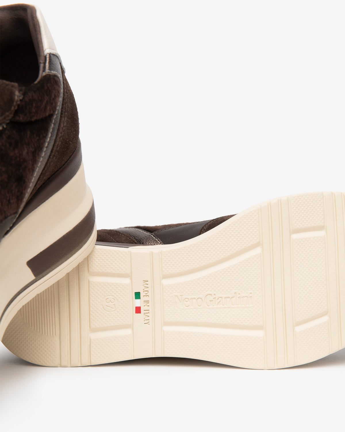 Baskets Skogar Brunes