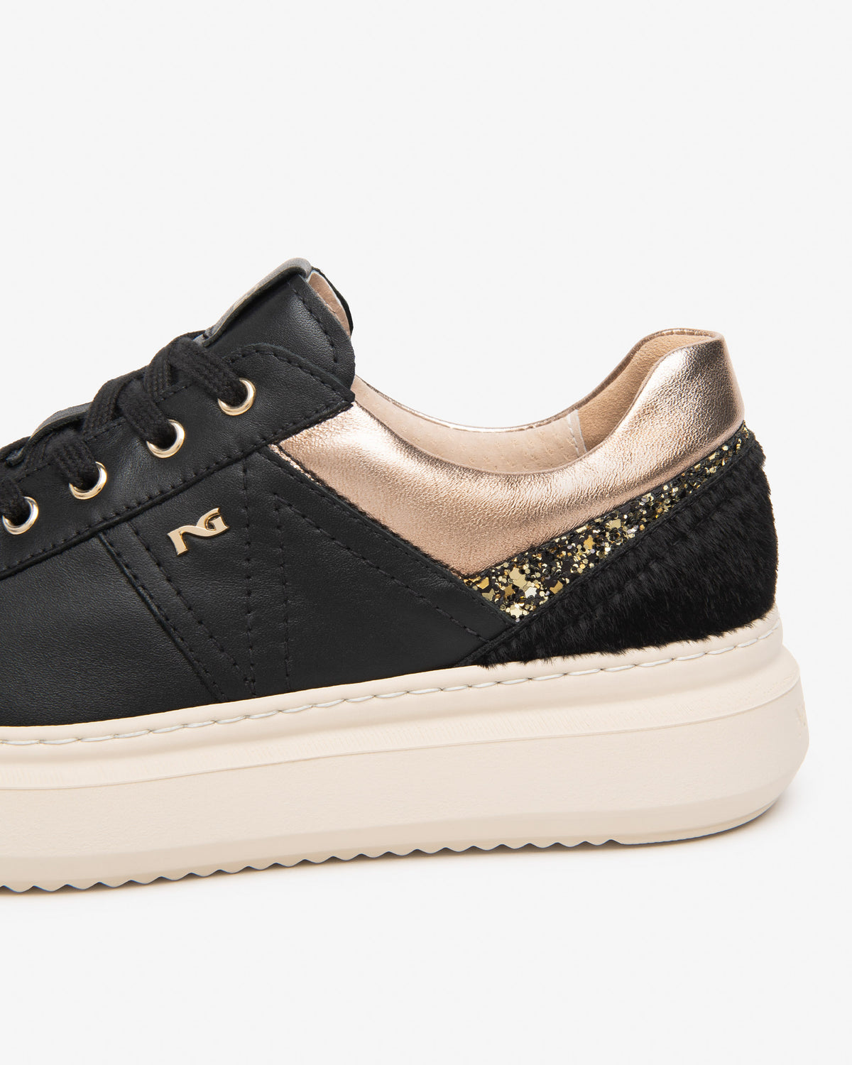 Baskets Dome Noires